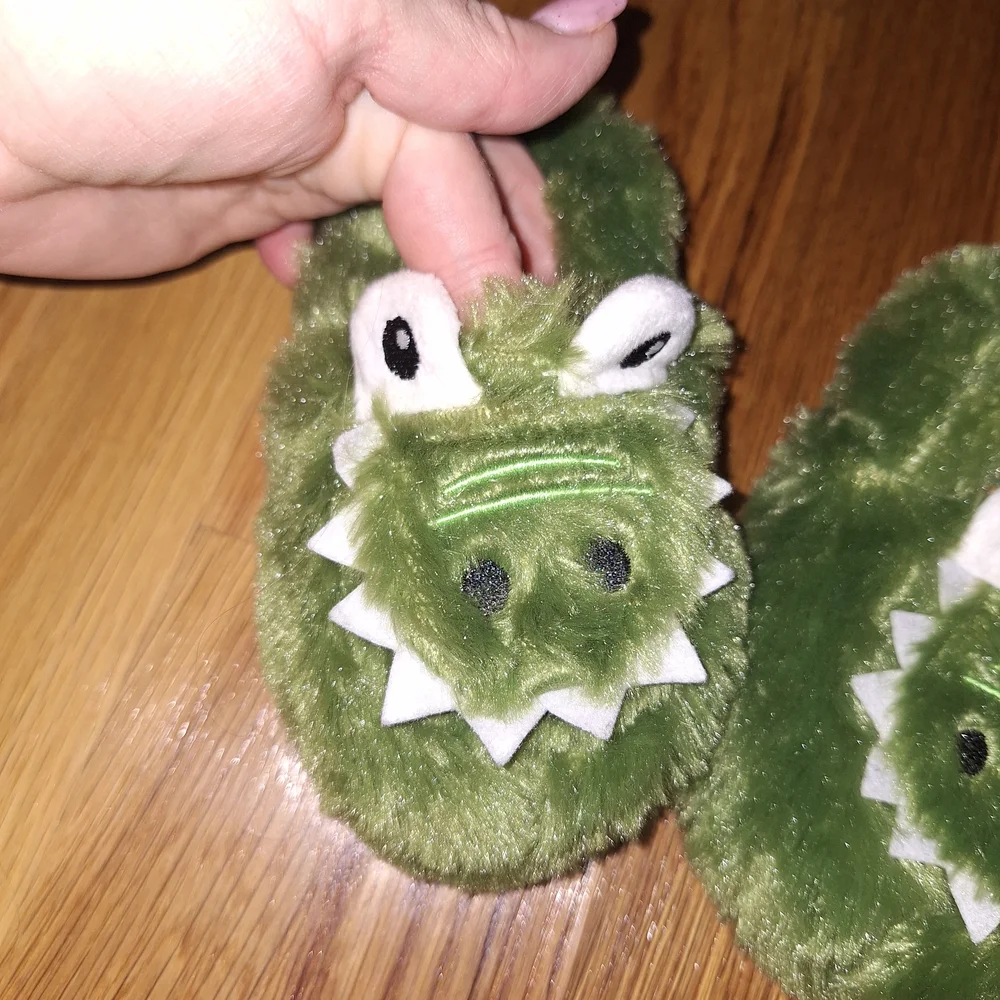 Kidgets cute green